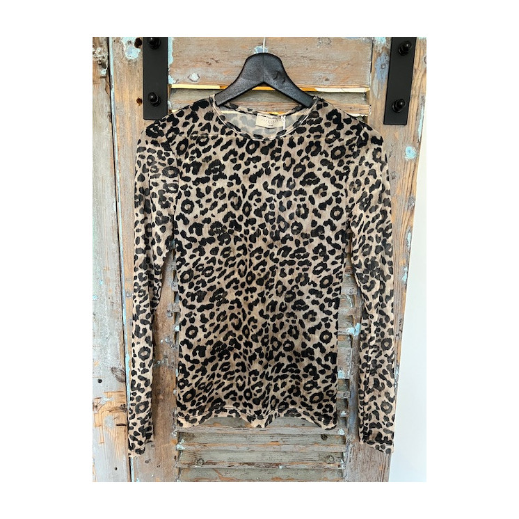 Top manches longues leopard voilage , tendance et originale