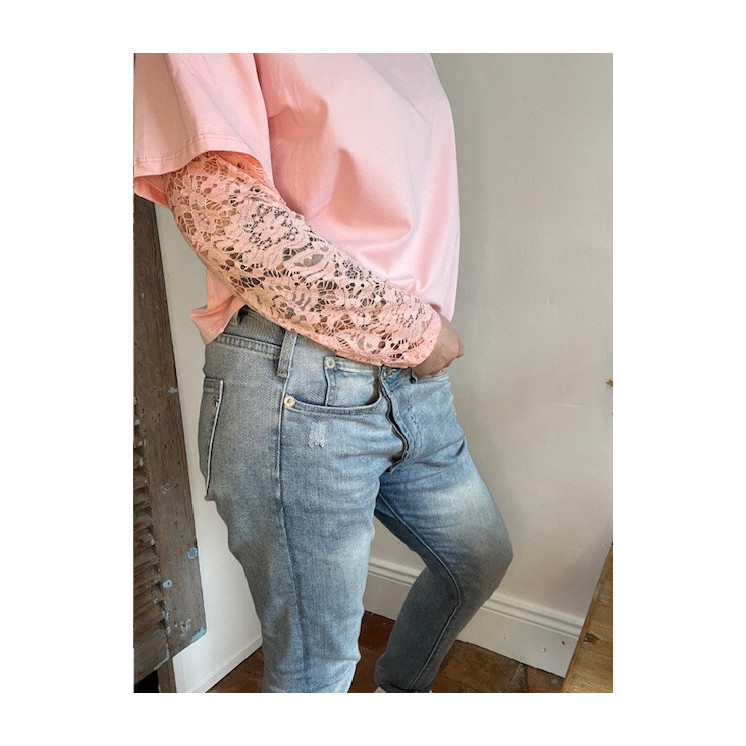 T-shirt à manches dentelle rose - élégance Féminine
