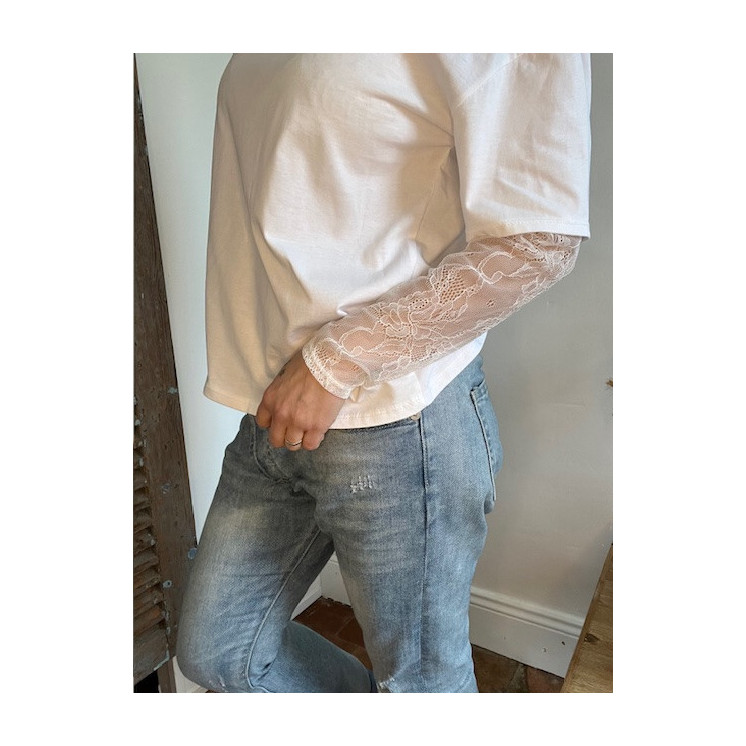 T-shirt à manches en dentelle blanche -élégante féminine