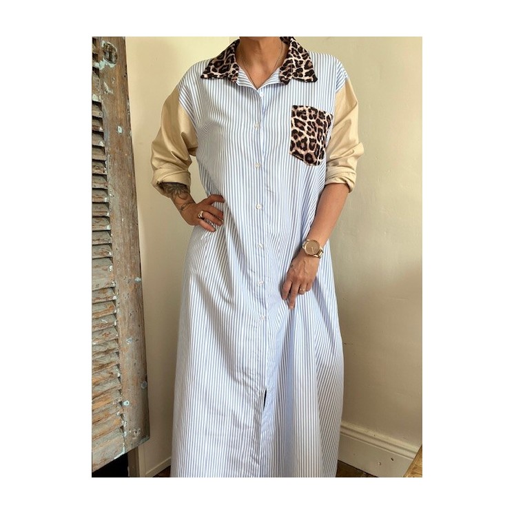 Robe chemise rayures bleu et blanc et léopard