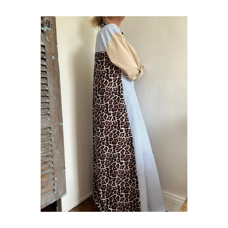 Robe chemise rayures bleu et blanc et léopard