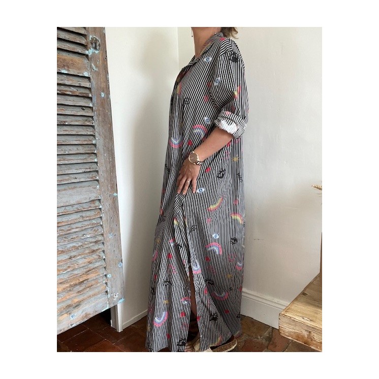 Robe chemise Noir à rayures et motif colorés , style kimono ou robe
