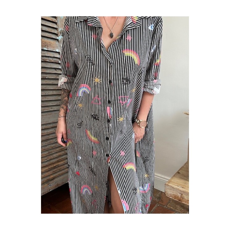 Robe chemise Noir à rayures et motif colorés , style kimono ou robe