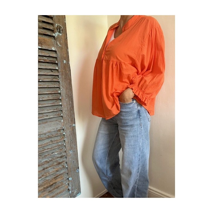 Blouse chic et légère , orange taille unique