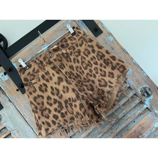 Short en jean leopard marron-effet frnagé & style sauvage