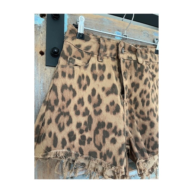 Short en jean leopard marron-effet frnagé & style sauvage
