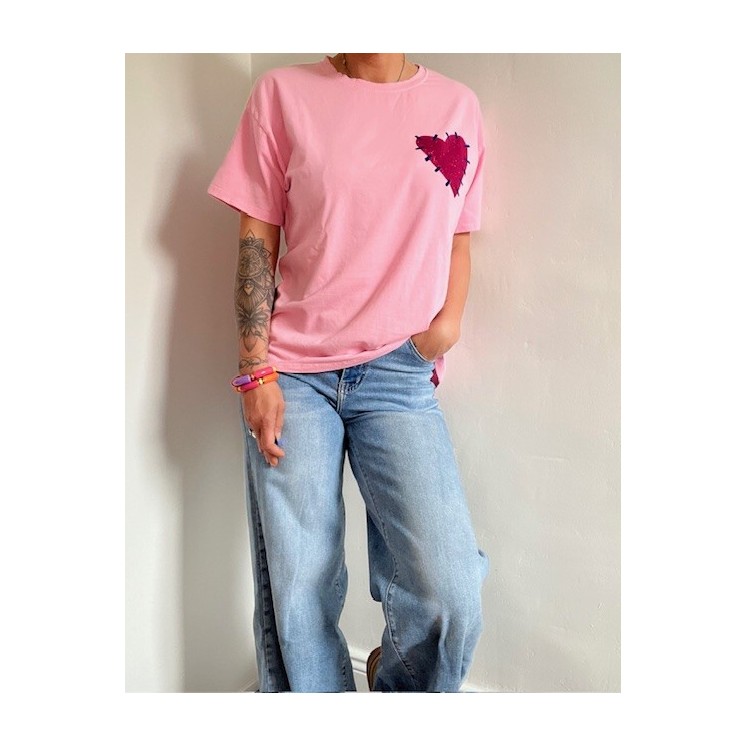 T-shirt rose pâle -coeur fuchsia