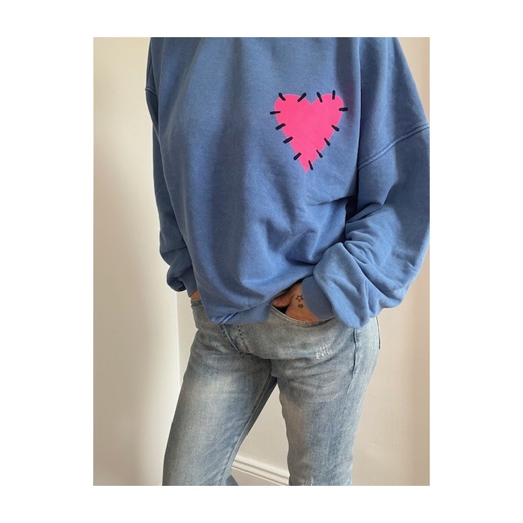 Sweat bleu femme -coeur rose fuchsia-pièce coup de coeur tendance