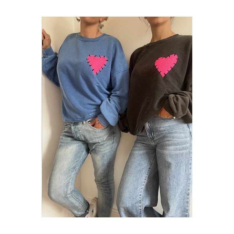 Sweat bleu femme -coeur rose fuchsia-pièce coup de coeur tendance