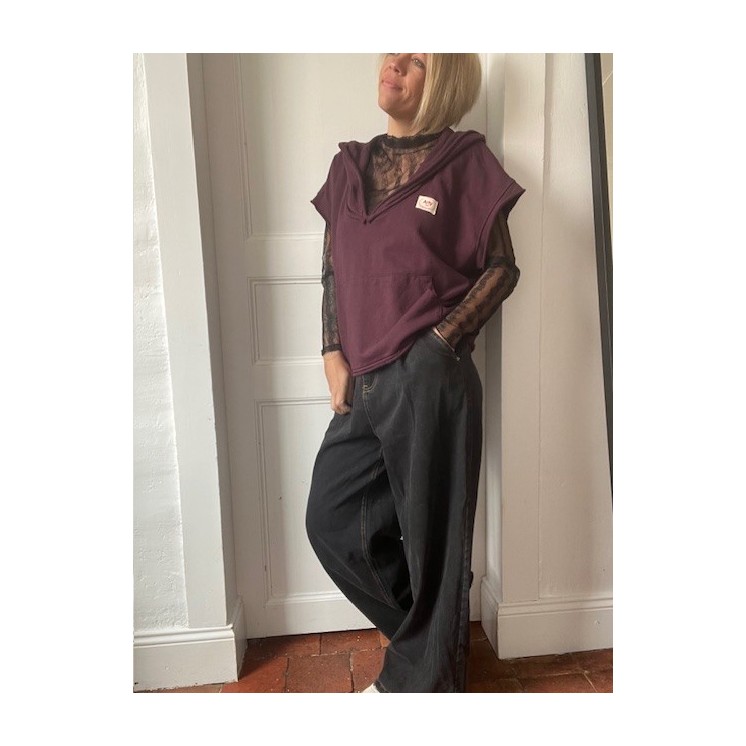 Sweat à manches courtes bordeaux-style sportwear  avec capuches