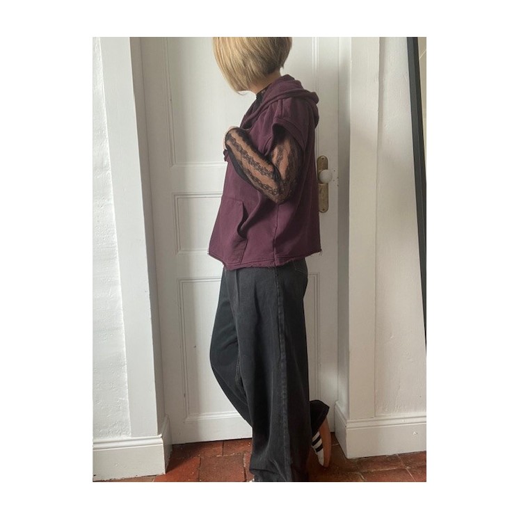 Sweat à manches courtes bordeaux-style sportwear  avec capuches