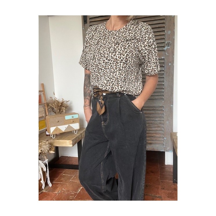 T-shirt léopard manches courtes -style tendance et audacieux