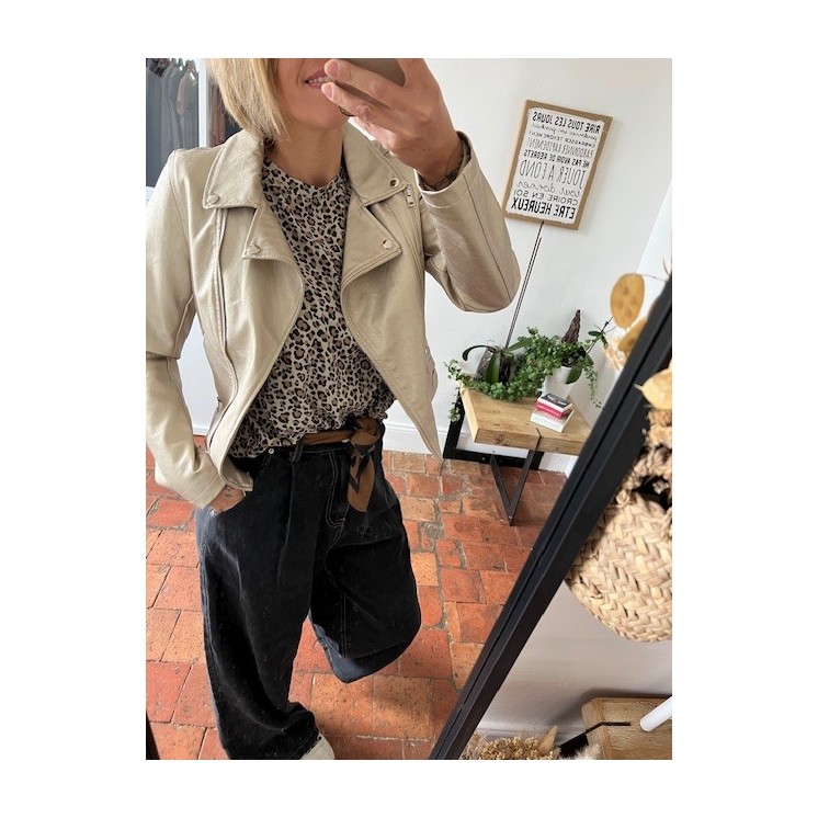 T-shirt léopard manches courtes -style tendance et audacieux