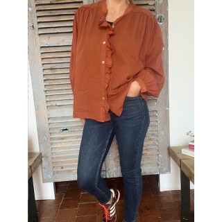 Chemise terracotta femme à volant-élégante et tendance