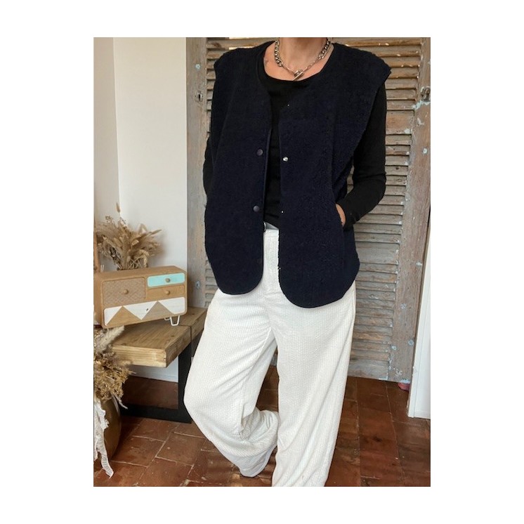 veste sans manches bleu marine en bouclette