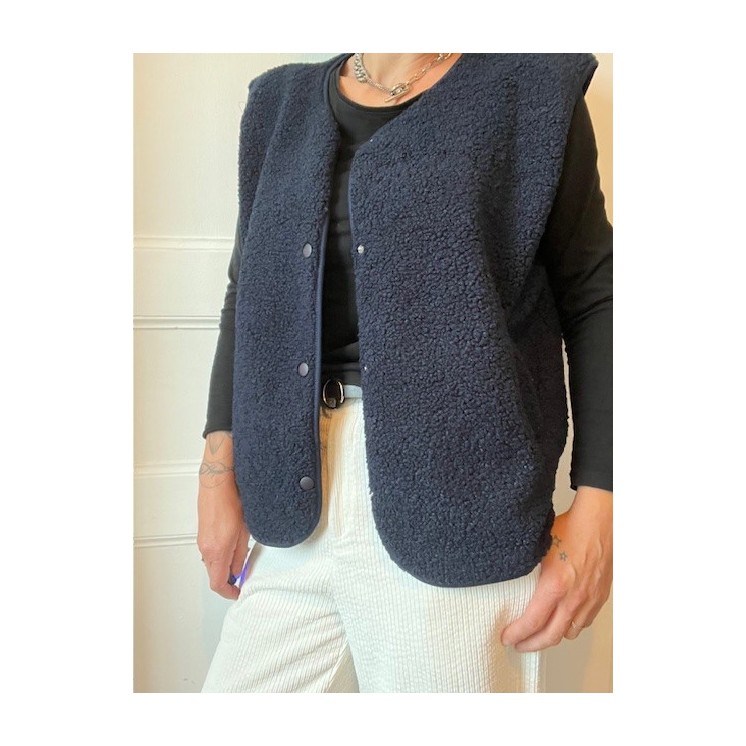 veste sans manches bleu marine en bouclette