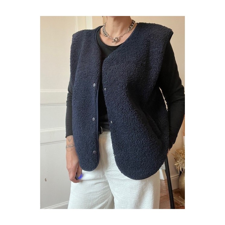 veste sans manches bleu marine en bouclette