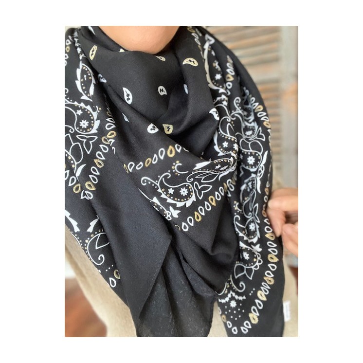Foulard bandana noir -accessoire tendance femme