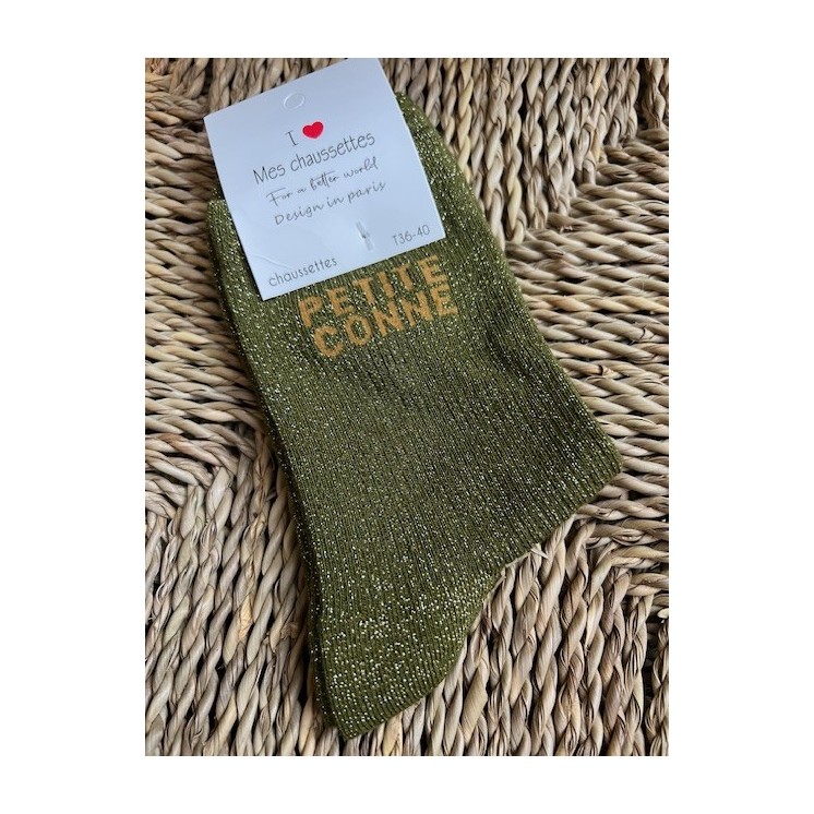 Chaussettes kaki avec inscription doré -style unique et tendance