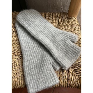 mitaines chaudes femme , grise et lurex parfait pour cette saison