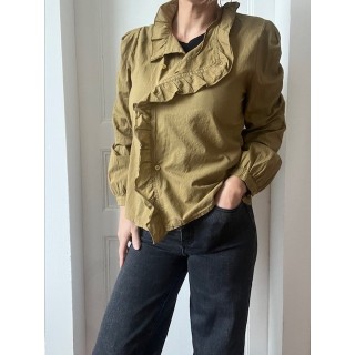 Chemise avec volant fantaisie devant -tendance et élégance-olive