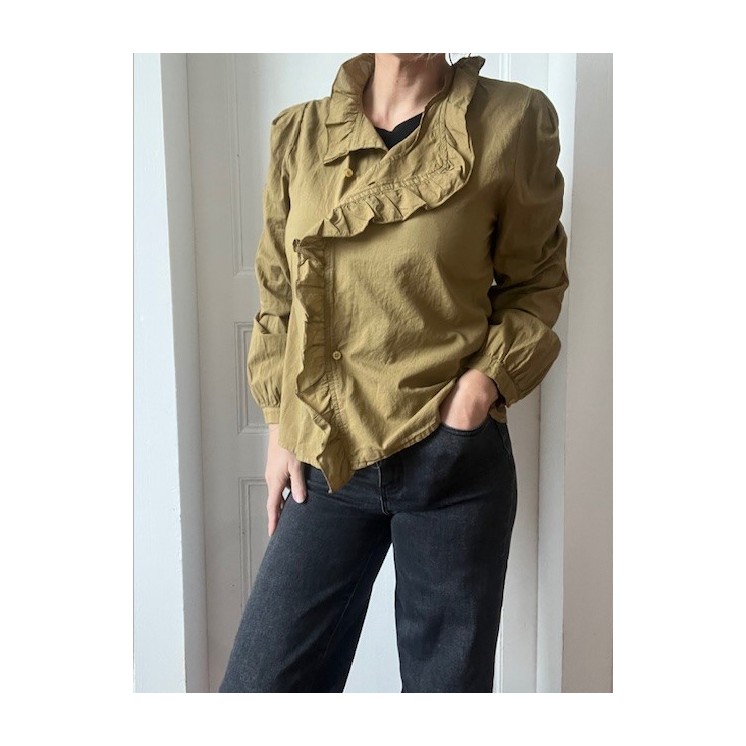 Chemise avec volant fantaisie devant -tendance et élégance-olive
