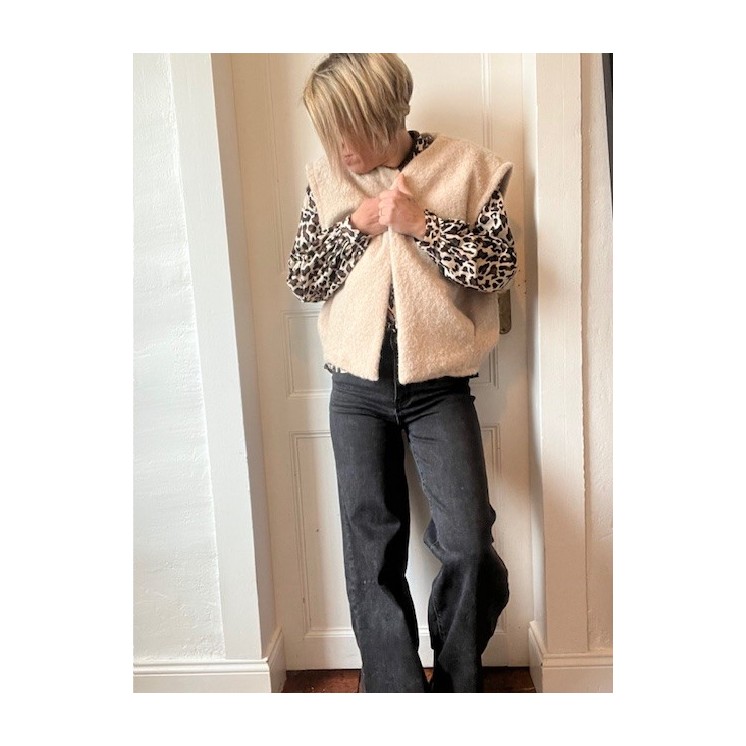 Gilet sans manches en laine bouillie beige -style chic bohème
