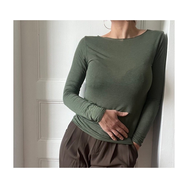 t-shirt en cachemire -effet seconde peau en kaki