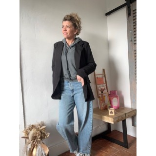 Blazer noir femme basique chic-veste intemporelle élégante
