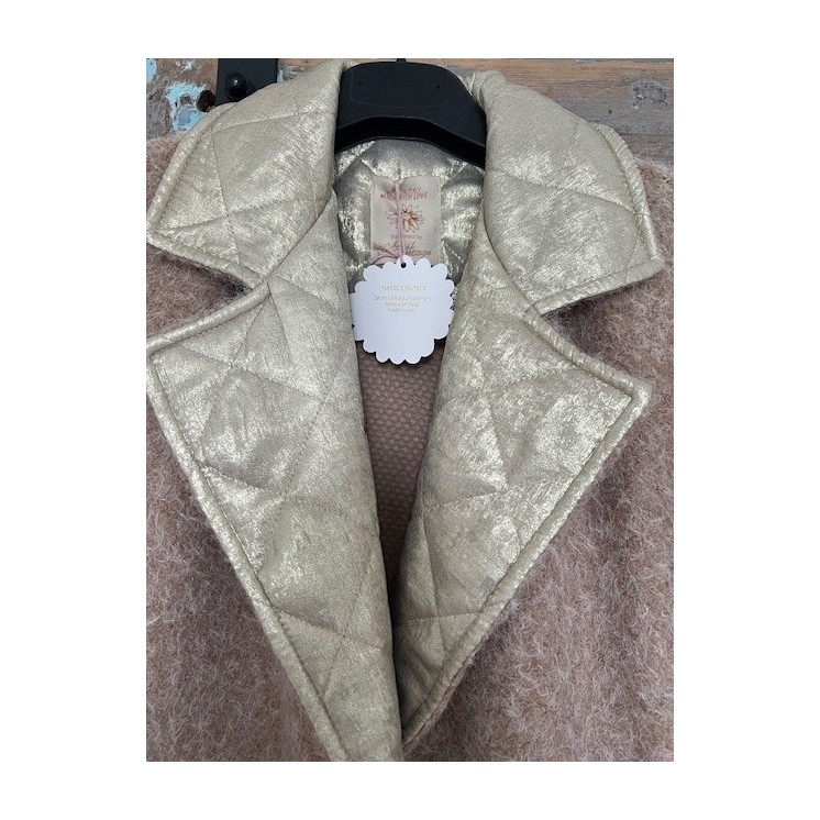 Manteau en laine bouillie camer col gold -élégance et confort