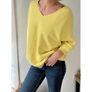 Pull jaune manches chauve souris jaune