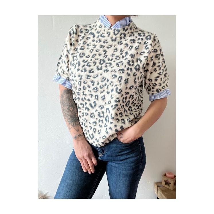 pull léopard clair manches courtes effet chemise -chic et élégant